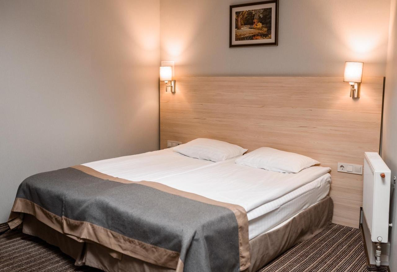 Optima Collection Park Hotel Ивано-Франкивск Екстериор снимка