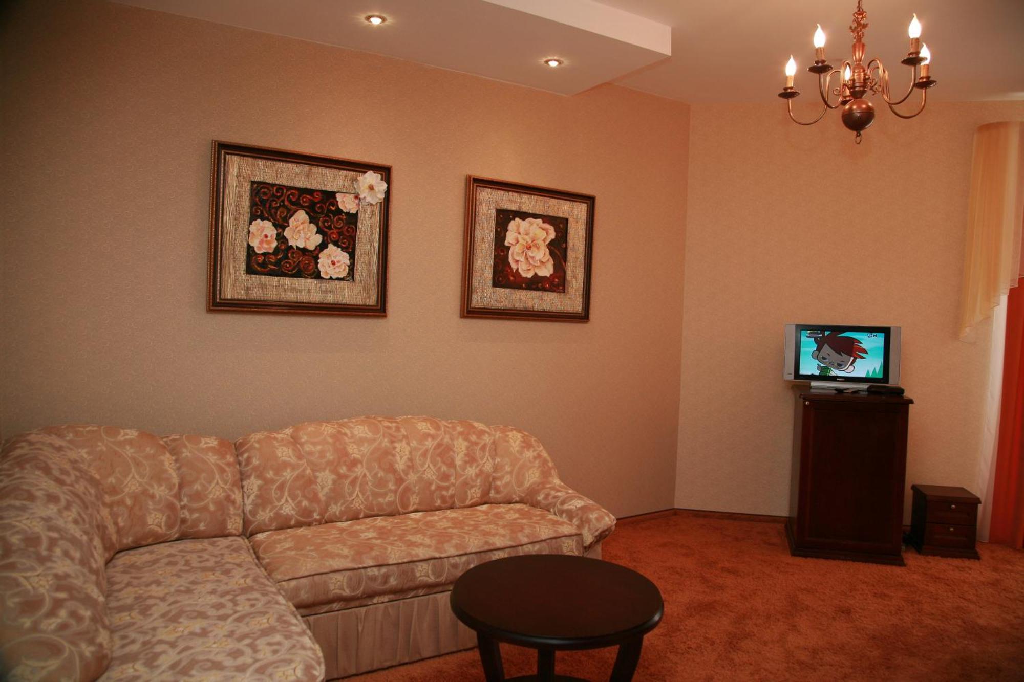 Optima Collection Park Hotel Ивано-Франкивск Стая снимка