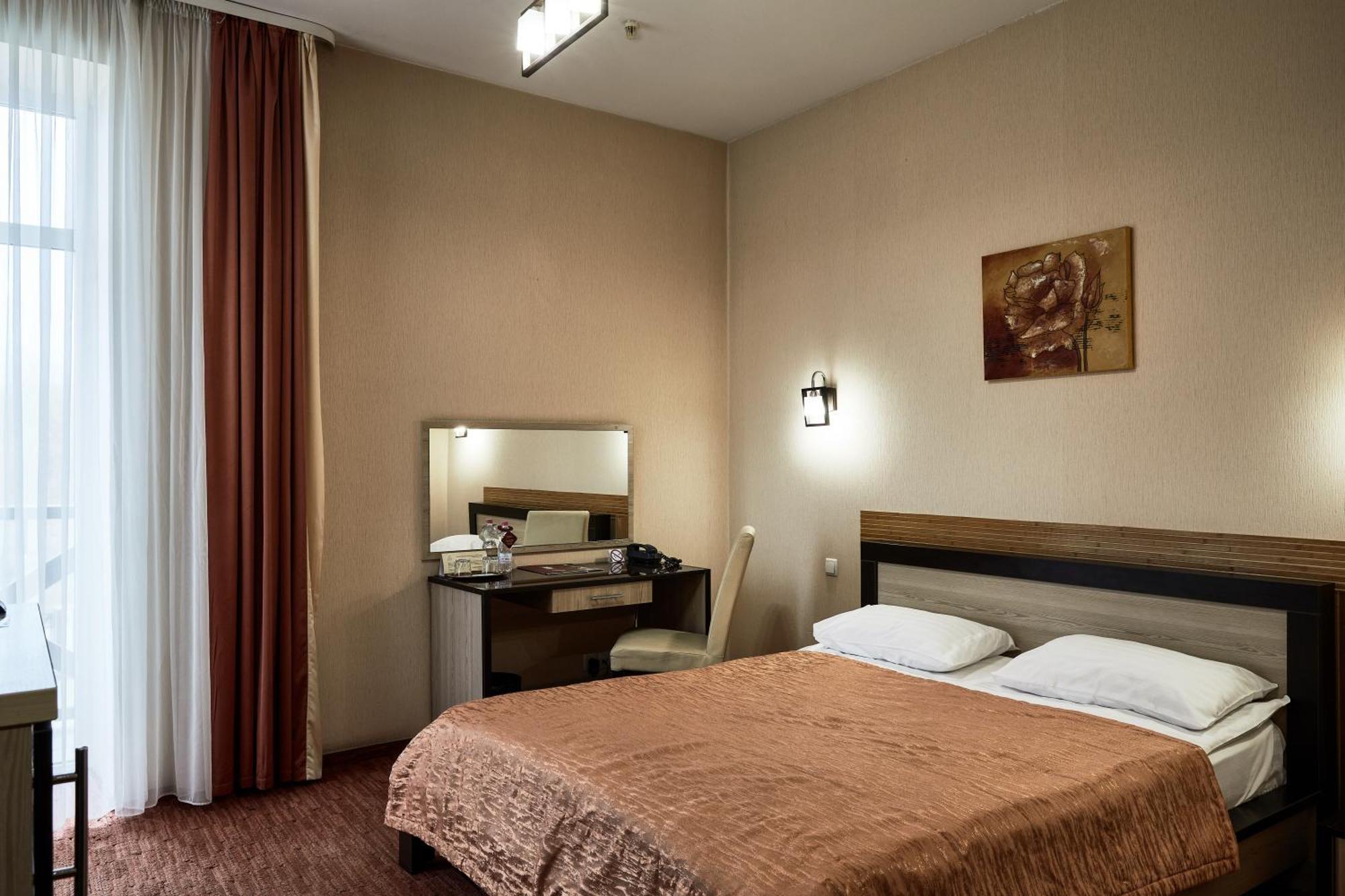 Optima Collection Park Hotel Ивано-Франкивск Стая снимка