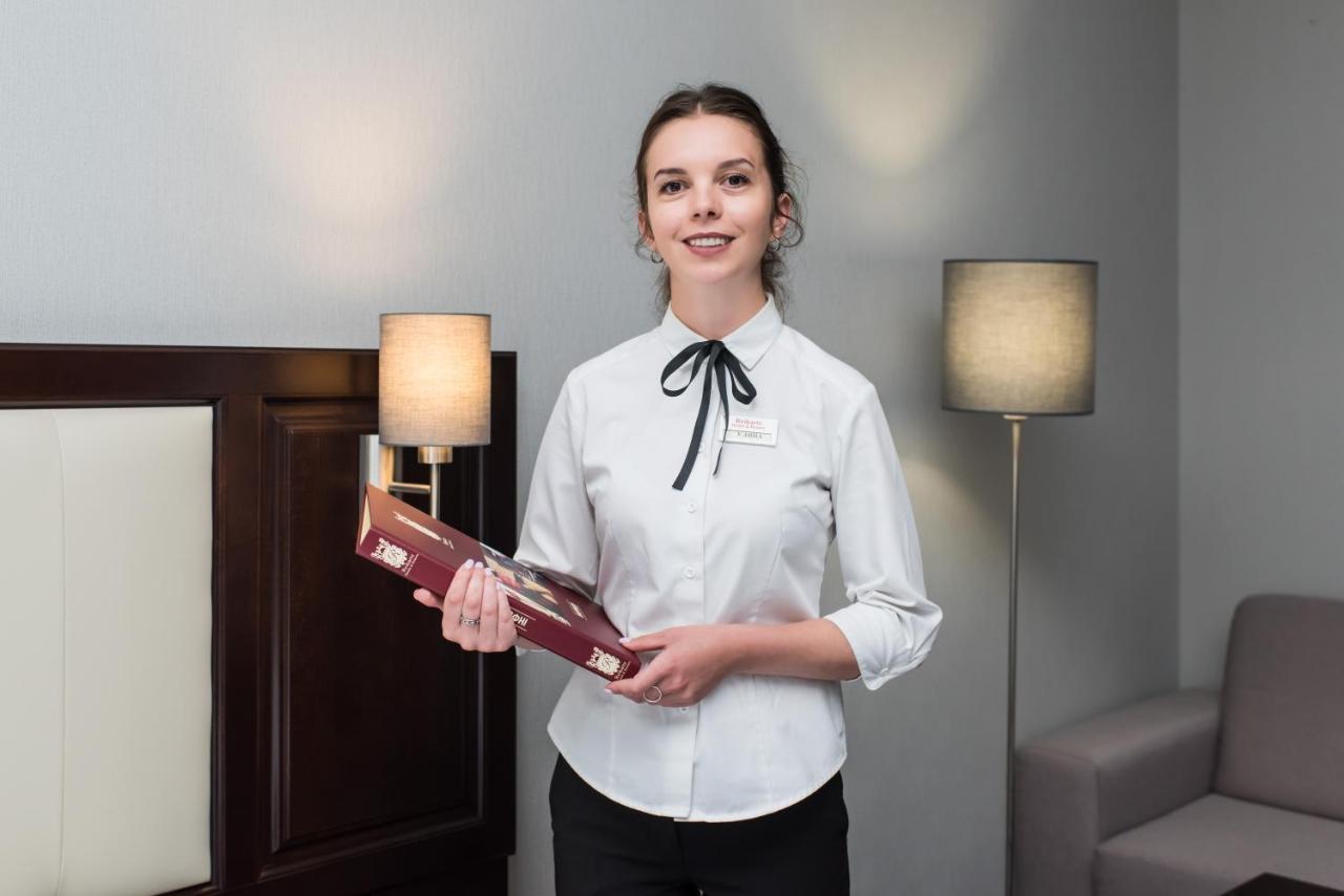 Optima Collection Park Hotel Ивано-Франкивск Екстериор снимка